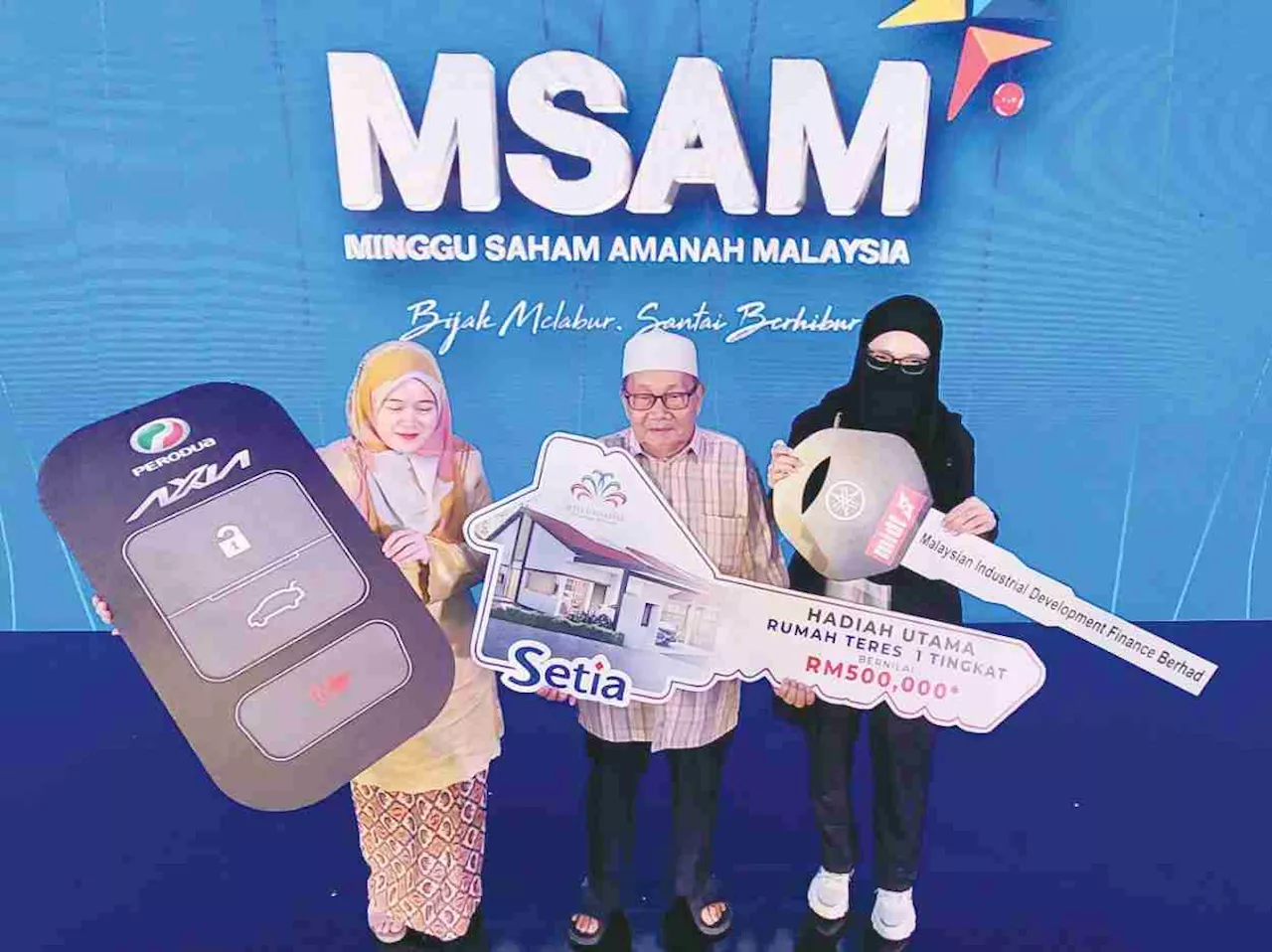 MSAM 2023: Peniaga baju warga emas menang rumah