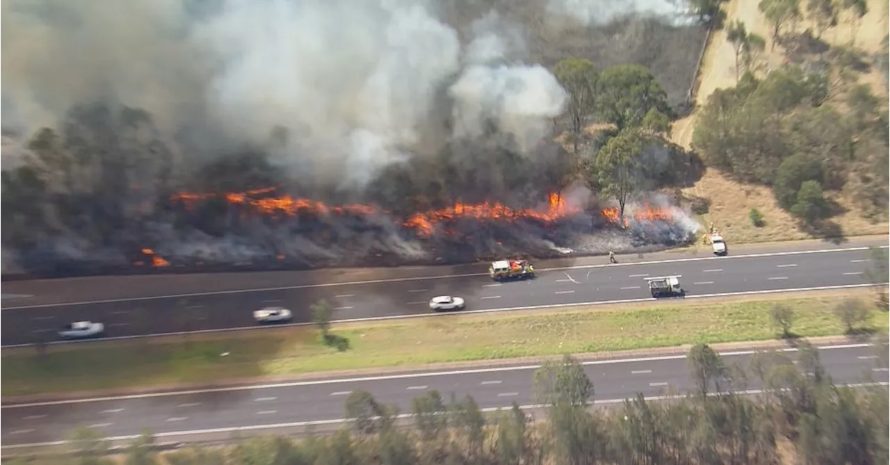 Children evacuated after grass fire erupted near western Sydney school