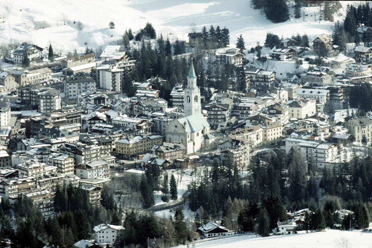 Cortina, chiude El Camineto: il ristorante dei vip da Malagò a Ilary Blasi, da Polegato a Della Valle