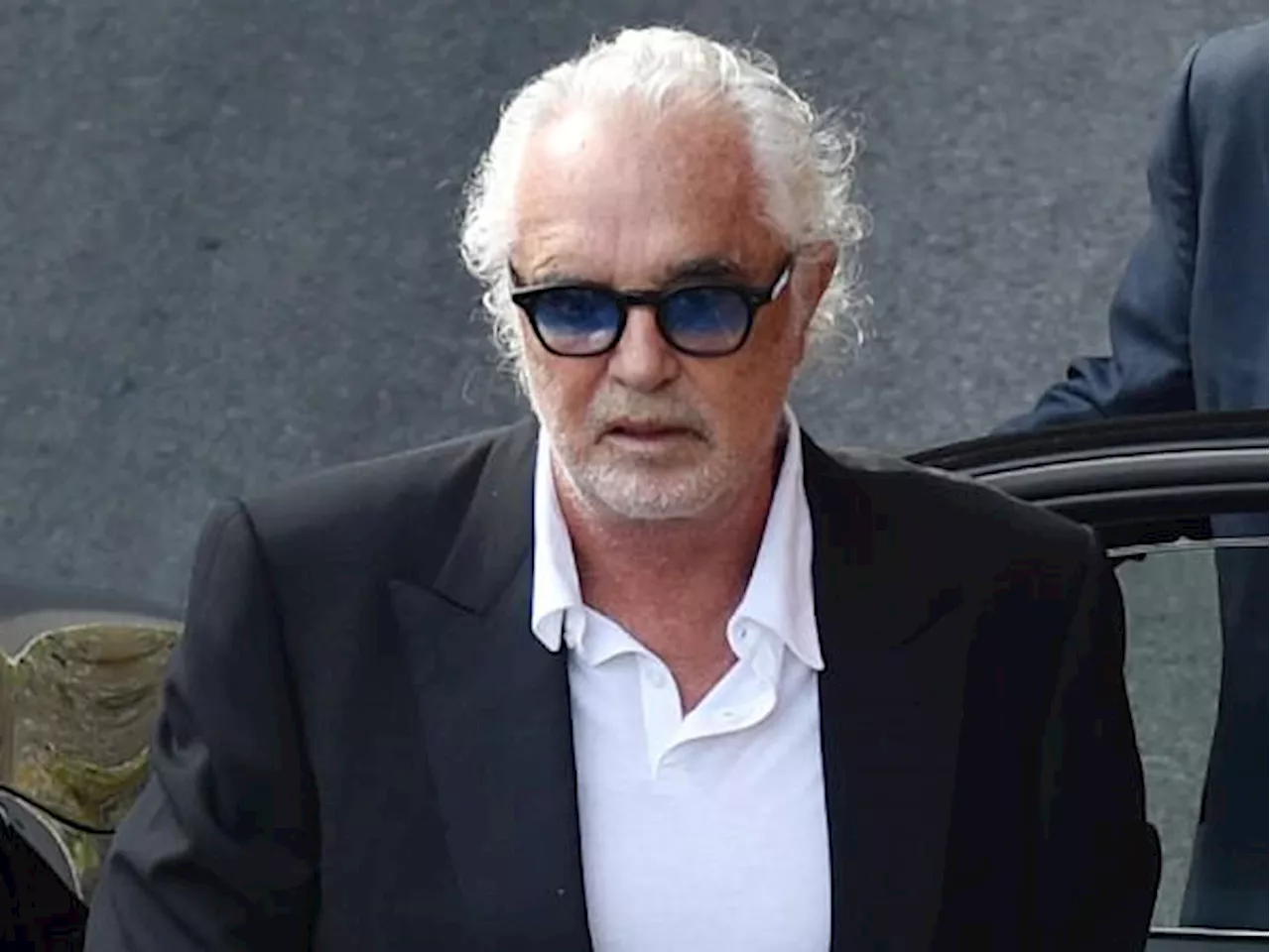 Flavio Briatore derubato a Milano: 'Città pericolosa'