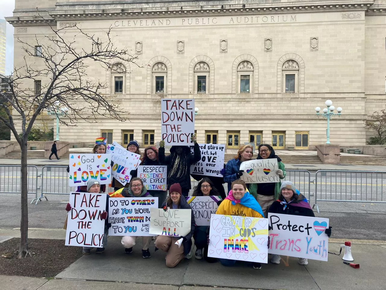 Students, alumni protest Catholic Diocese of Cleveland’s LGBTQ policy during Eucharistic Revival Rally