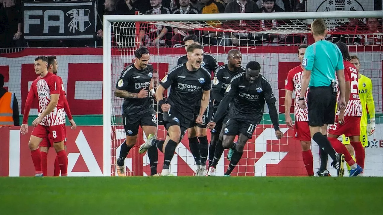 DFB-Pokal: Zweitligist Paderborn wirft Freiburg raus – Leverkusener B-Elf mit Mühe weiter