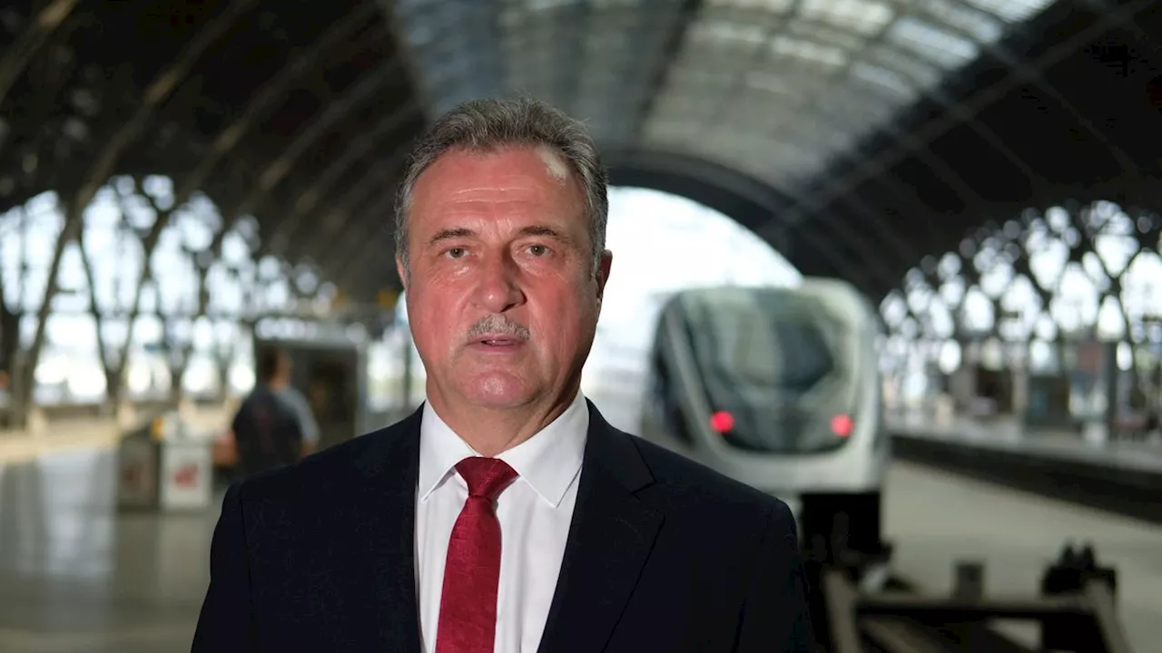 Tarifverhandlungen bei der Deutschen Bahn: GDL-Chef Weselsky bekräftigt Streikbereitschaft zur Weihnachtszeit