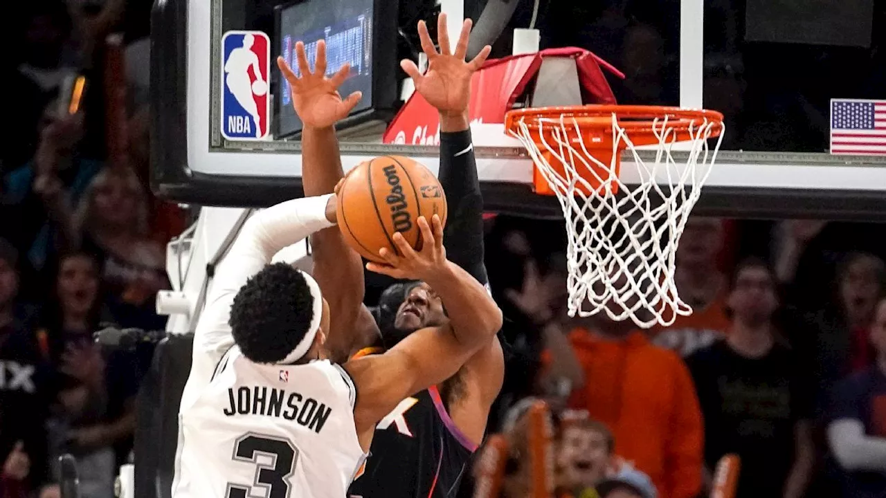 Keldon Johnson's steal and score caps Spurs' comeback vs. Suns