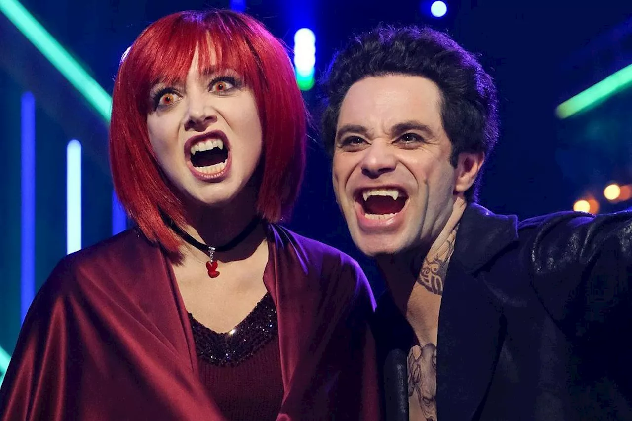 Alyson Hannigan nods to Buffy the Vampire Slayer roots with vampire dance on DWTS