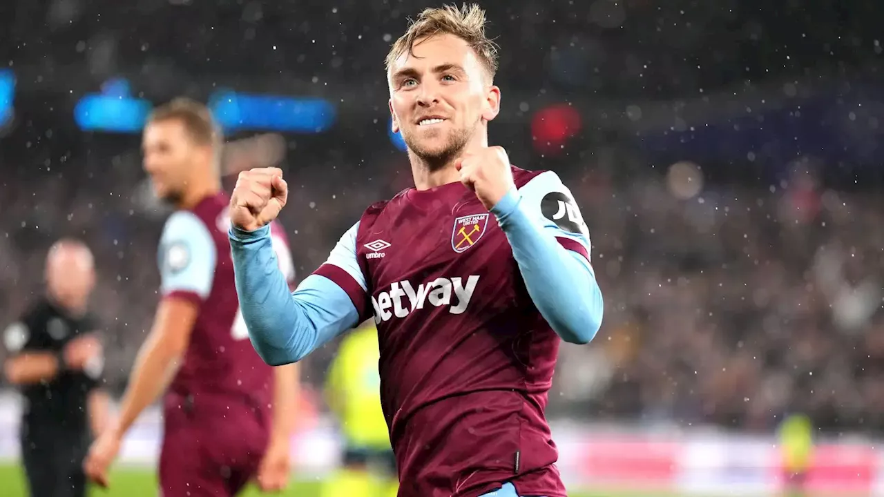 West Ham 3-1 Arsenal: Gunners smashed by Moyes’ men as wait for Carabao Cup title goes on