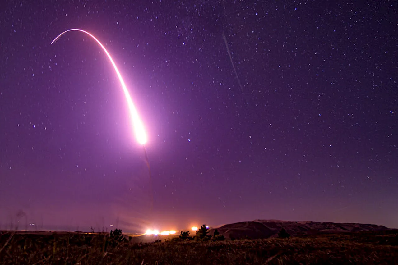 Пуск американской баллистической ракеты Minuteman III завершился неудачей