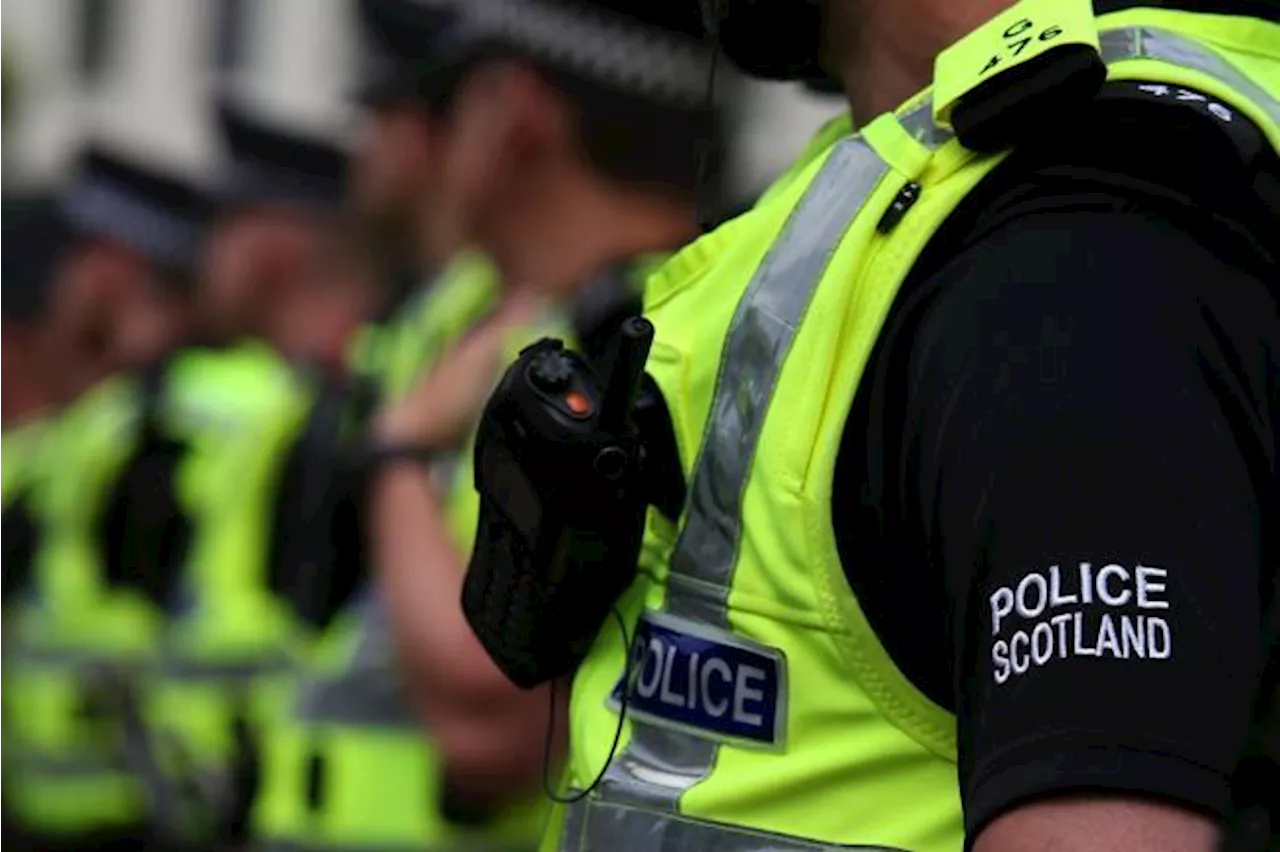 Teen arrested following 'disturbance' in Paisley town centre