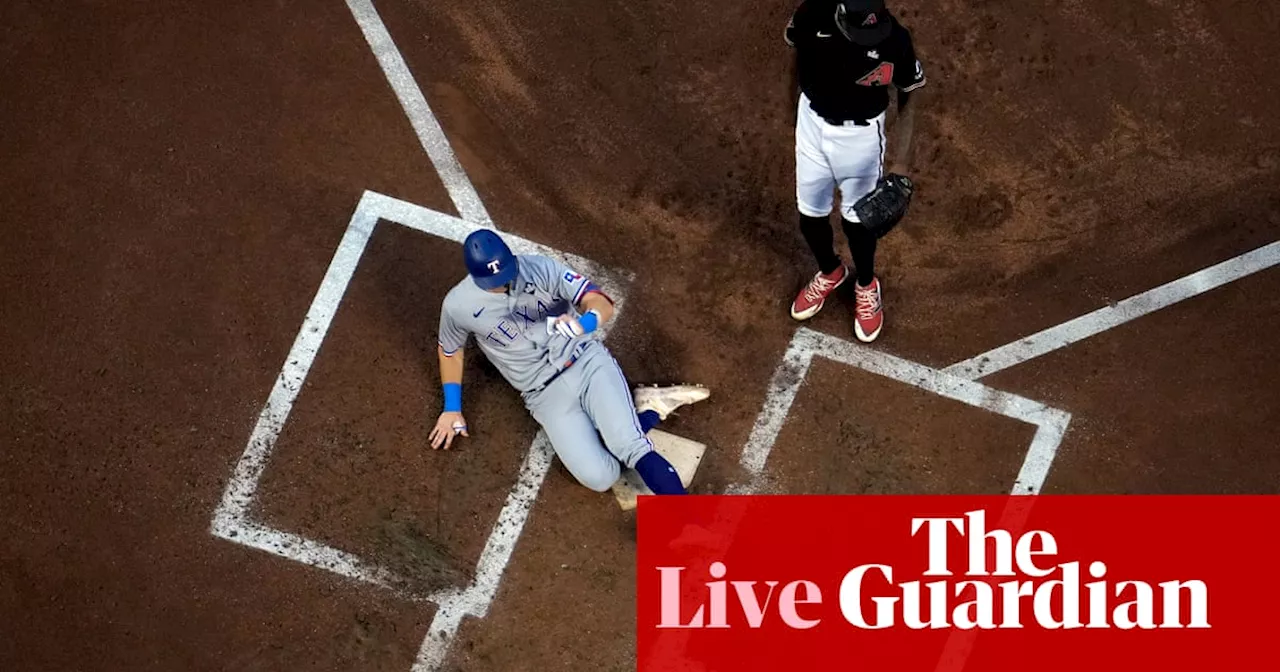 World Series Game 4: Texas Rangers v Arizona Diamondbacks