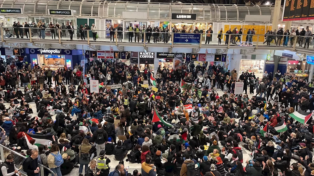 Hundreds of pro-Palestine protesters stage sit-in at Liverpool Street station demanding ceasefire