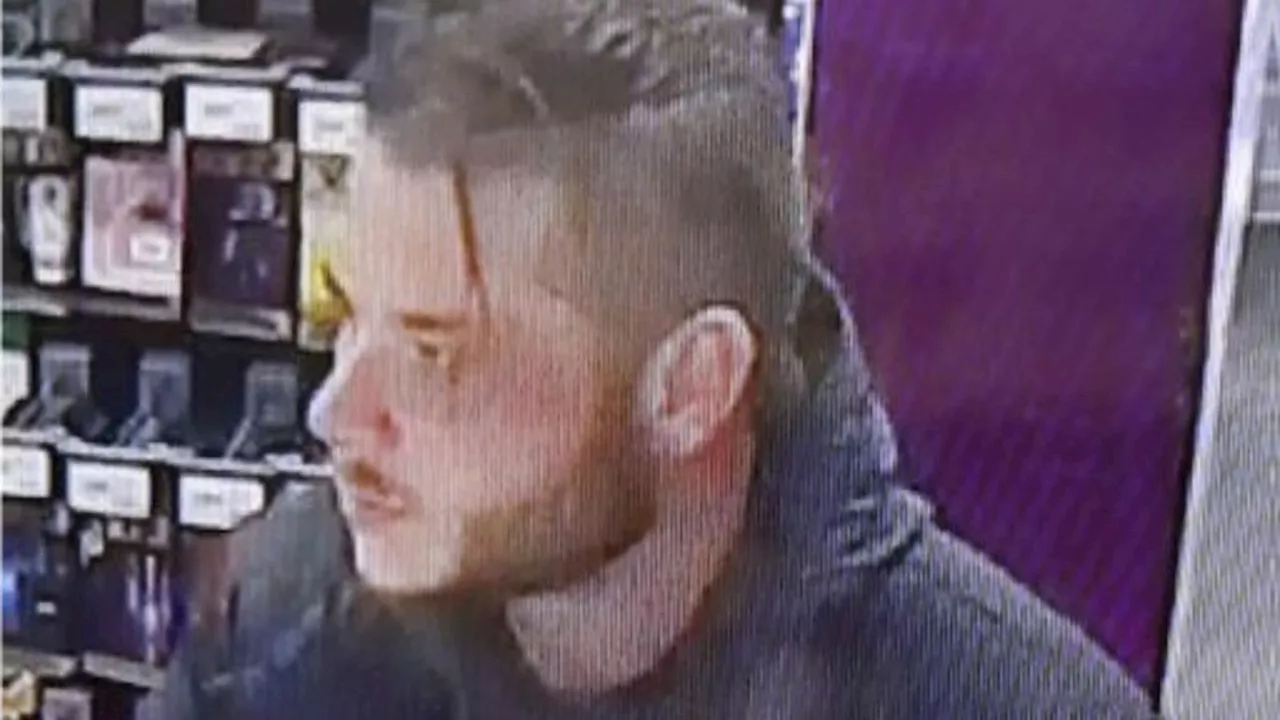 Police hunt 'dangerous' man after homophobic attack in Islington