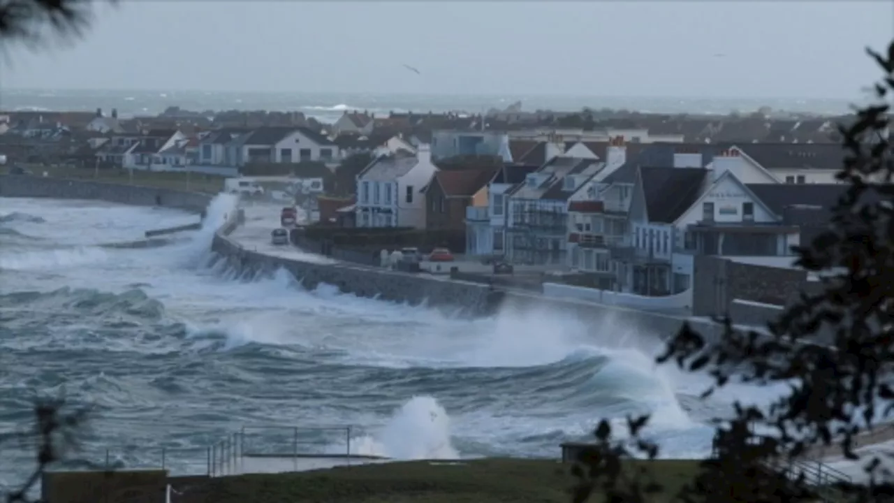 Storm Ciarán: When will the Channel Islands be hit and how bad will it be?