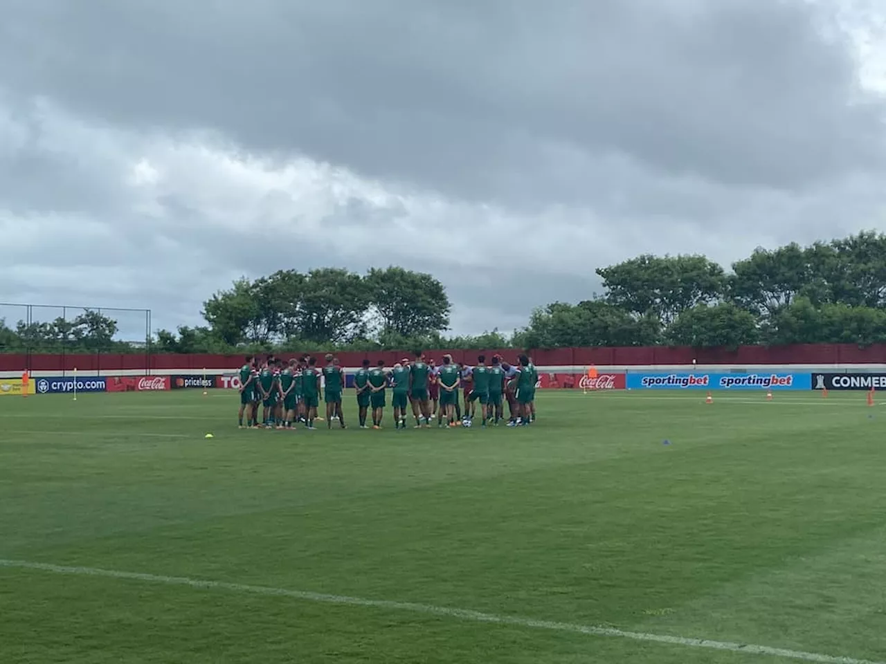 Fluminense tem Nino e Felipe Melo em treino antes da final da Libertadores