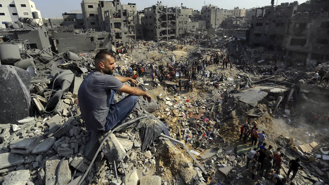 Another wave of Israeli strikes hit Gaza refugee camp