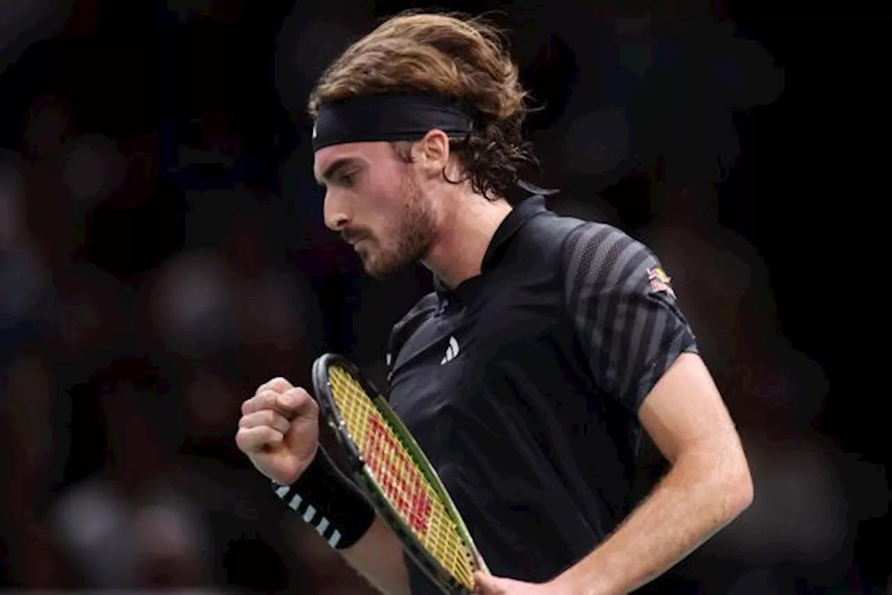 Stefanos Tsitsipas qualifié pour les huitièmes de finale du Rolex Paris Masters