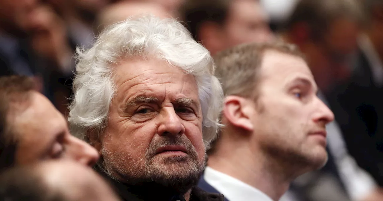 Beppe Grillo: &#034;Più sputi sul governo, più si rafforza&#034;