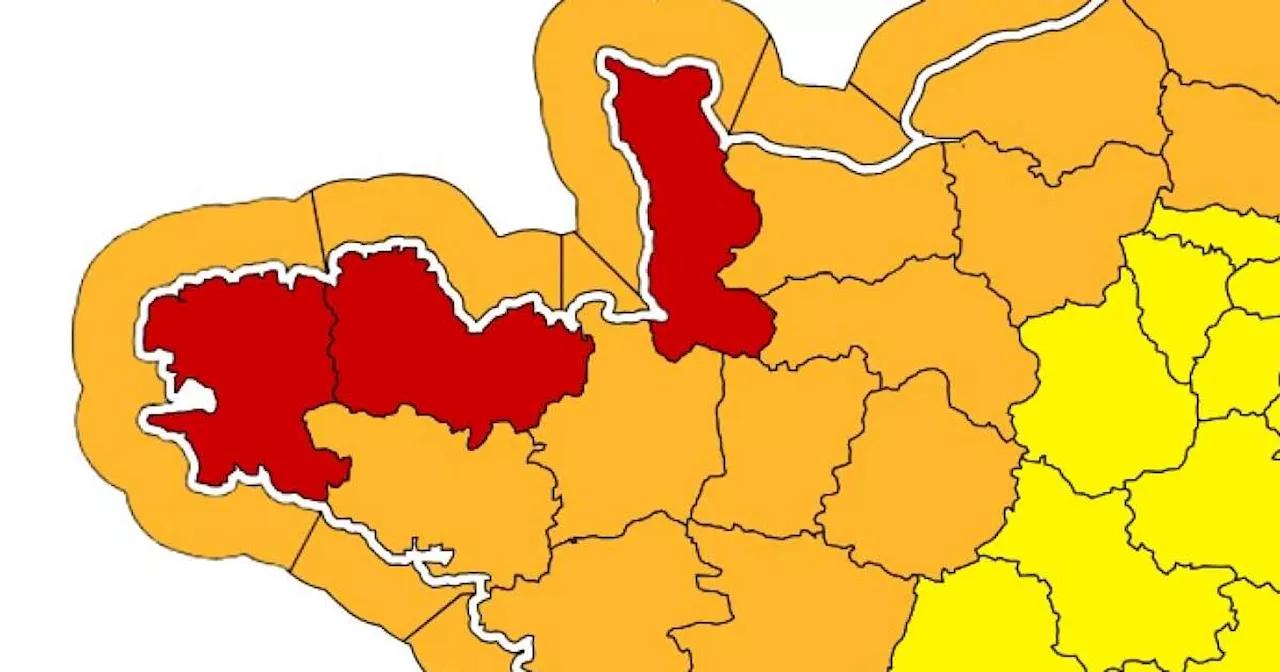 Tempête Ciaran : vigilance rouge dans 3 départements, orange dans 17 autres, rafales de 170 km/h annoncées