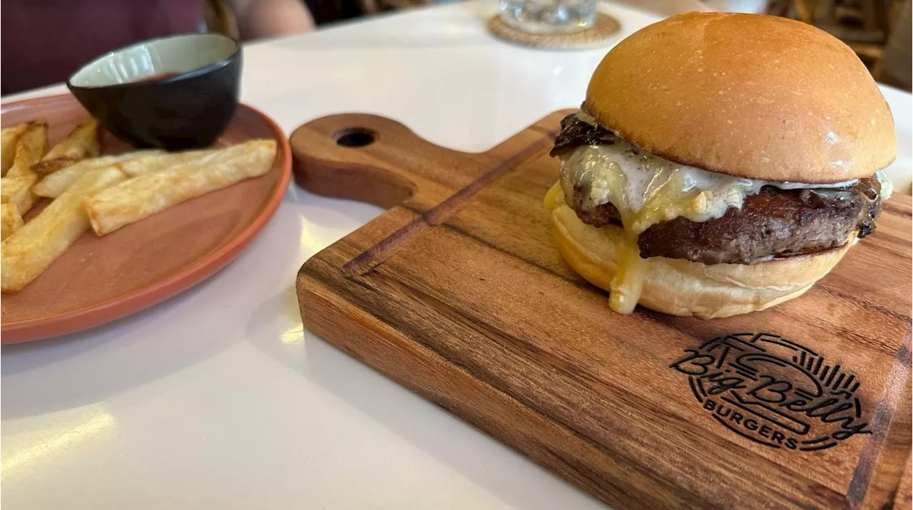 The Mingu and Marc adventure arrives in Manila: Big Belly Burgers in BGC