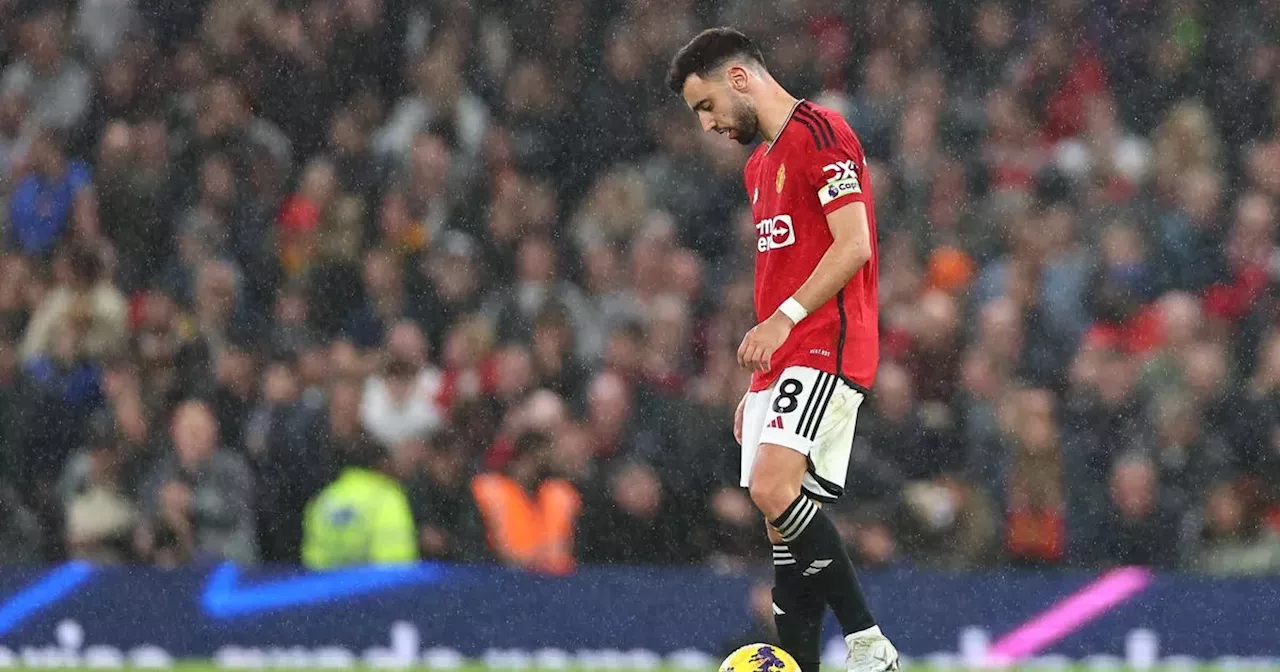 Bruno Fernandes defended over Man United captaincy as Rasmus Hojlund sent advice