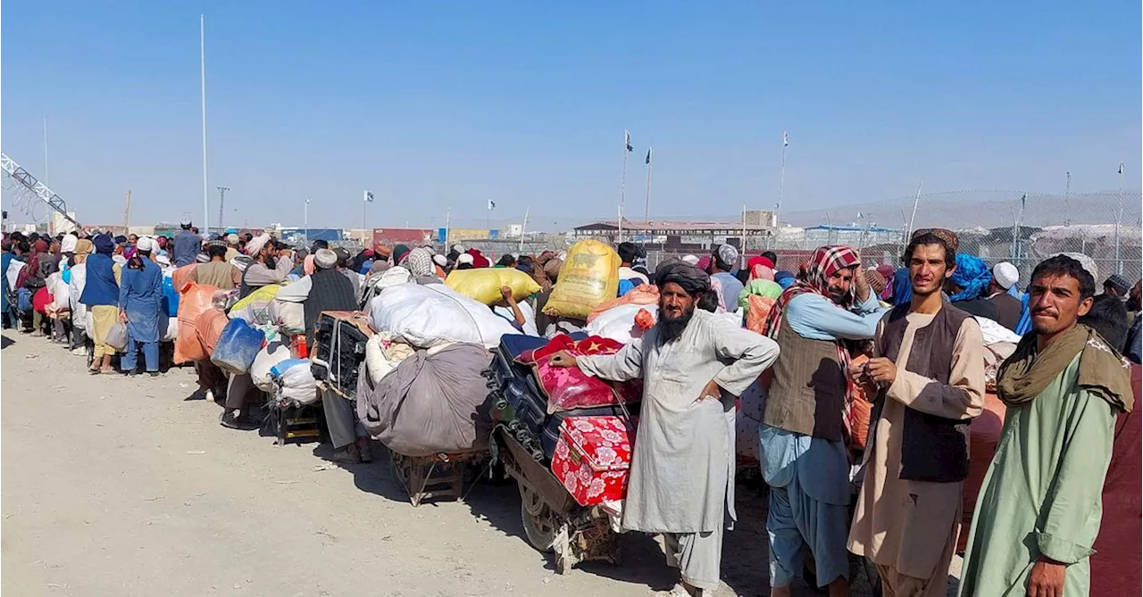 Pakistan official: 104,000 undocumented Afghans returned to Afghanistan through Torkham border