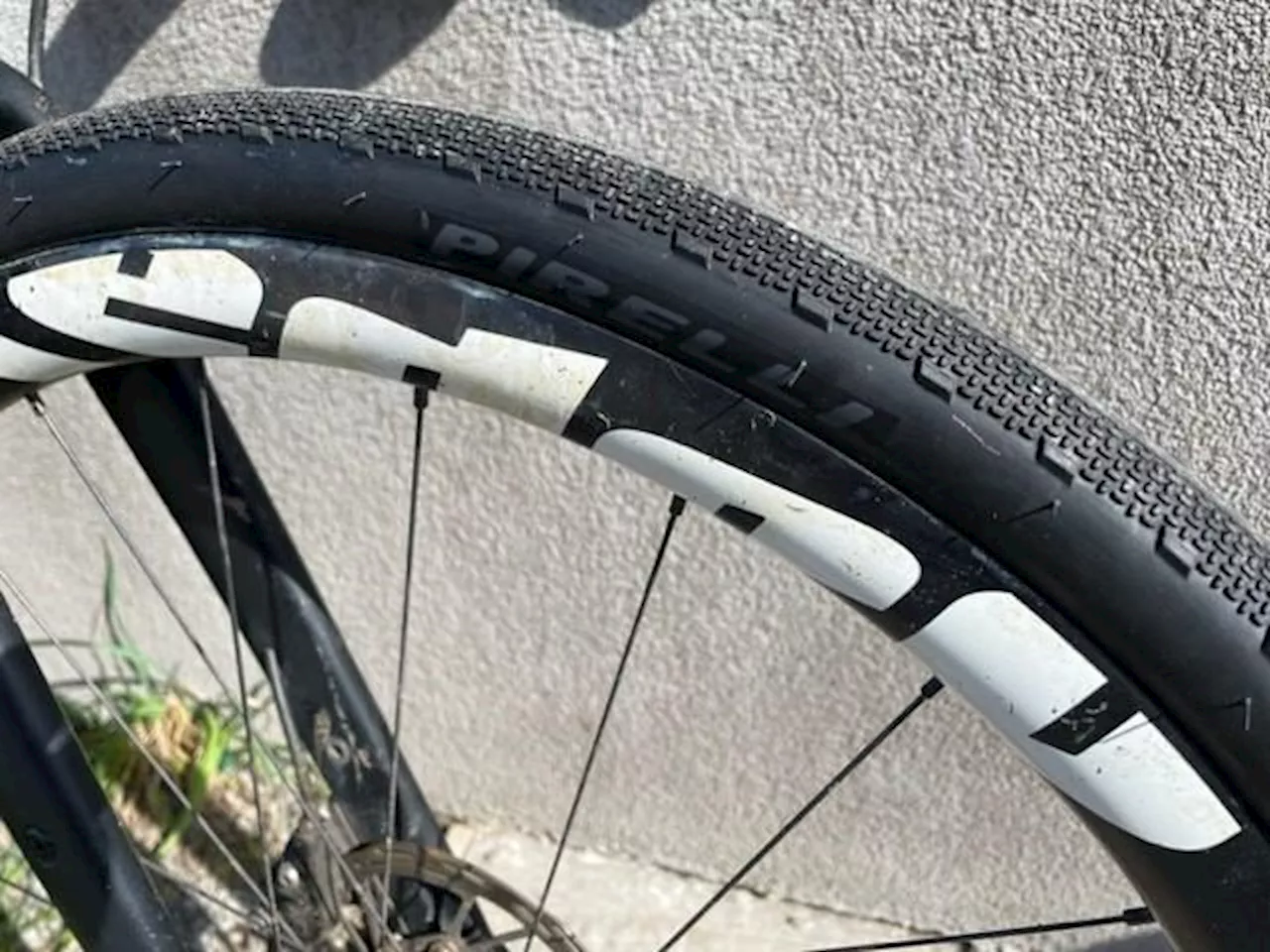 Review: Pirelli Cinturato All Road Tyre