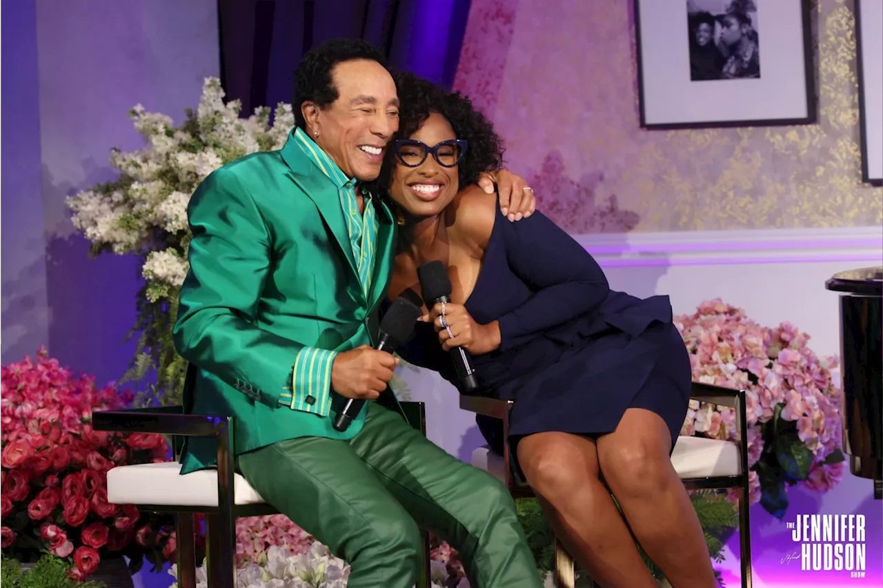 Watch Jennifer Hudson and Smokey Robinson Perform 'Ooo Baby Baby'