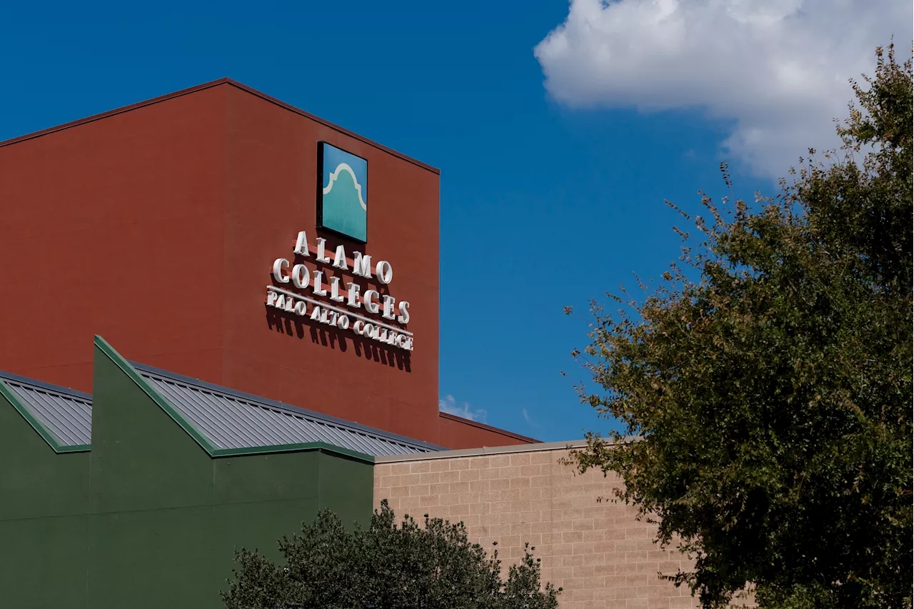 San Antonio colleges, universities see record enrollment