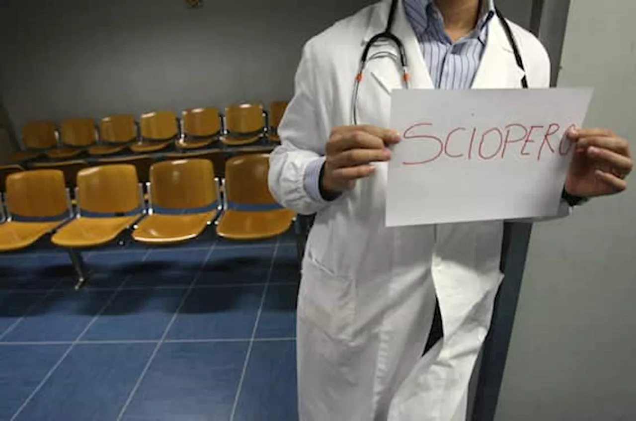 Taglio delle pensioni, medici in sciopero: 'Rischio fuga da Ssn'