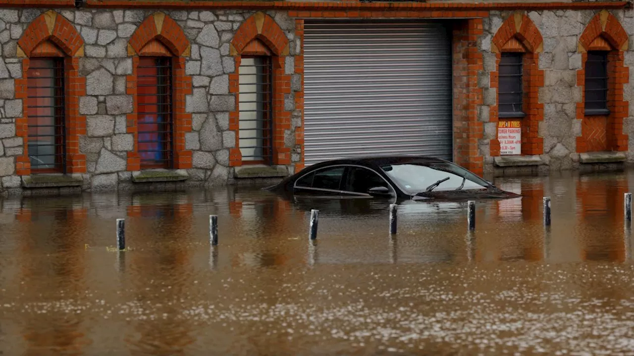 Amber warnings issued as Storm Ciarán brings strong winds and heavy rain