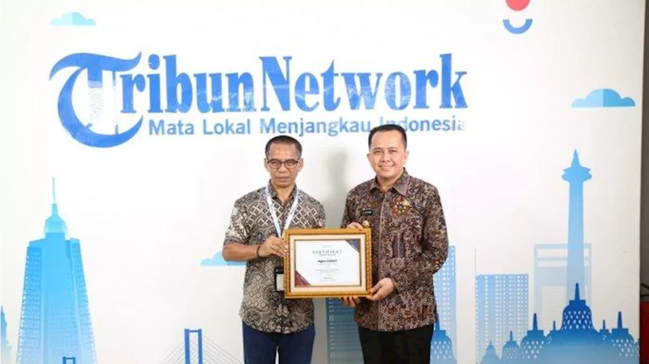 Pj Gubernur Agus Fatoni Terima Penghargaan Pengendalian Stunting dari Tribun Network