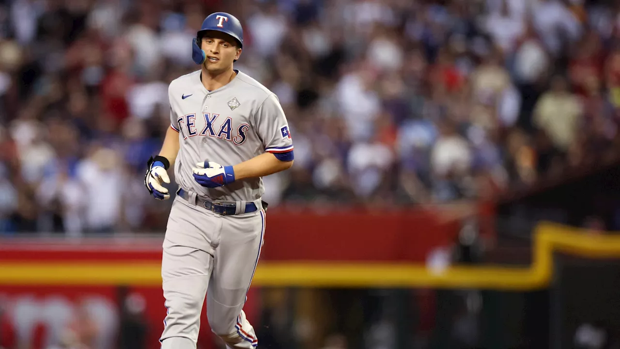 Corey Seager punctuates Rangers' big inning with 2-run HR