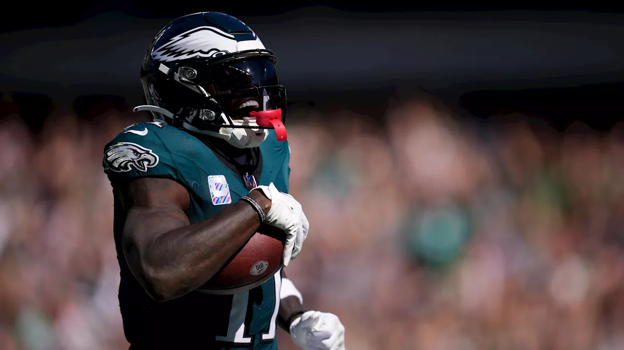 Dolphins' Hill, Eagles' Brown are setting sights on NFL receiving record