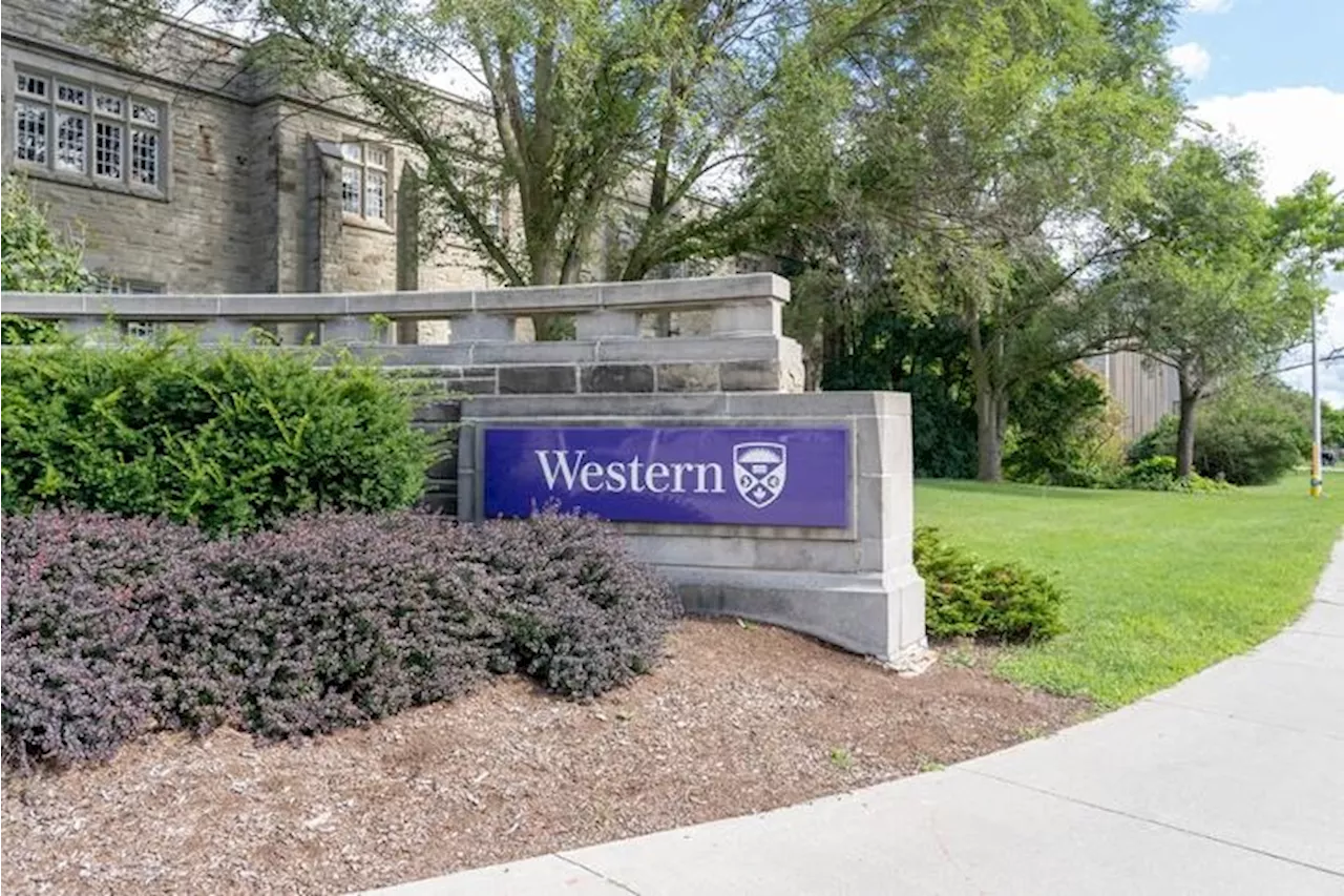 Western says women’s hockey coach returning to team after investigation