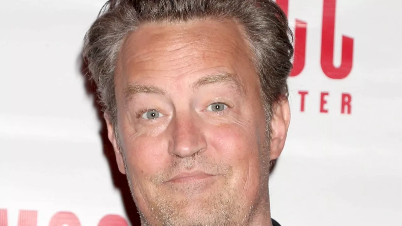 Matthew Perry, è mistero sulle cause della morte: si indaga anche per rapina e omicidio