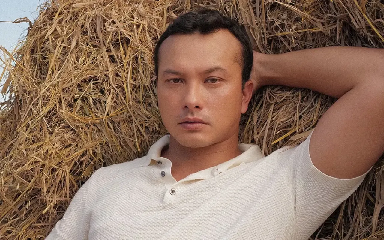 Nicholas Saputra Mode Hening Saat Mendadak Live Instagram, Penonton Tembus 10 Ribu