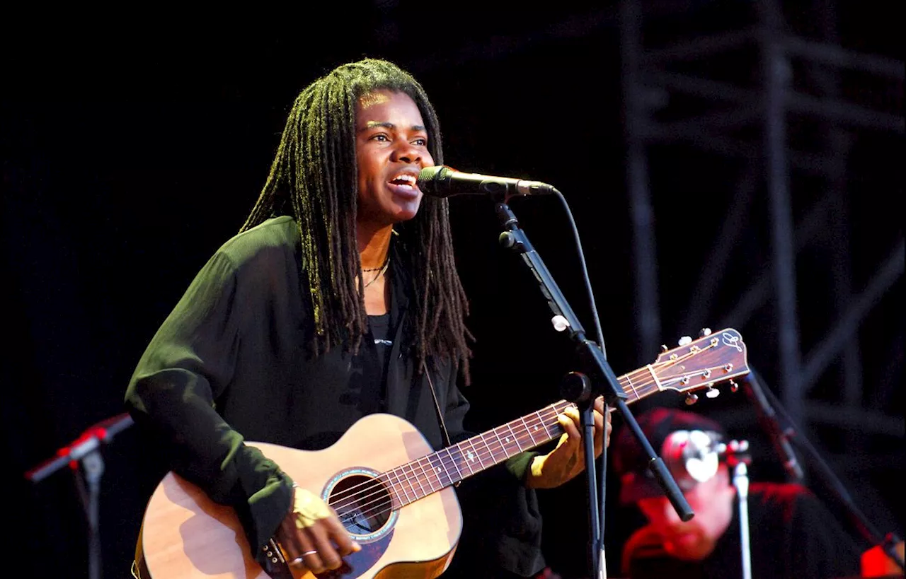 Tracy Chapman remporte la chanson de l’année aux CMA… Harry Styles s’est rasé le crâne…