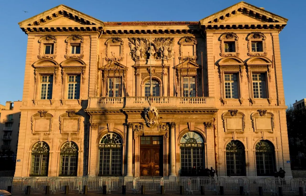 Un oubli de facturation à l'Hôtel de ville de Marseille