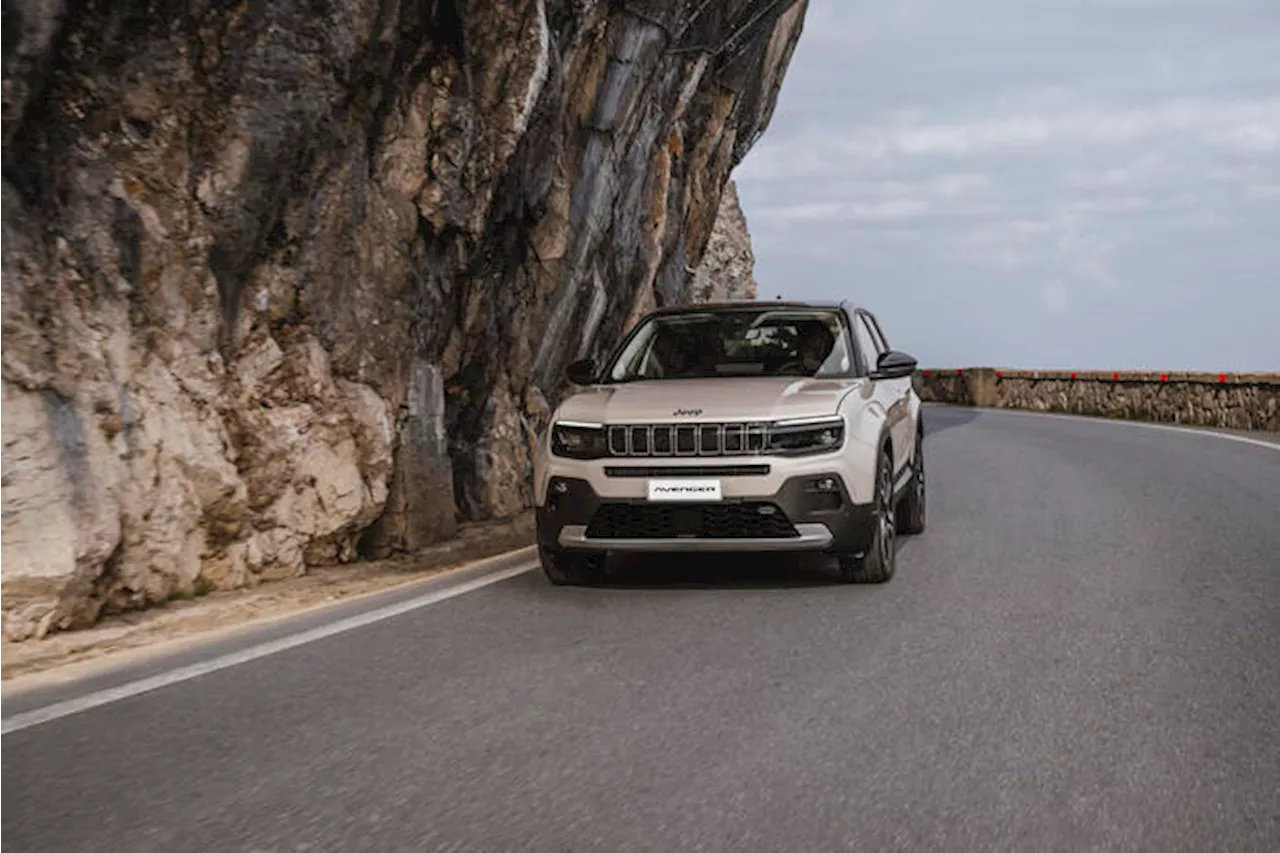 Jeep Avenger si allarga con il lancio della nuova Avenger e-Hybrid