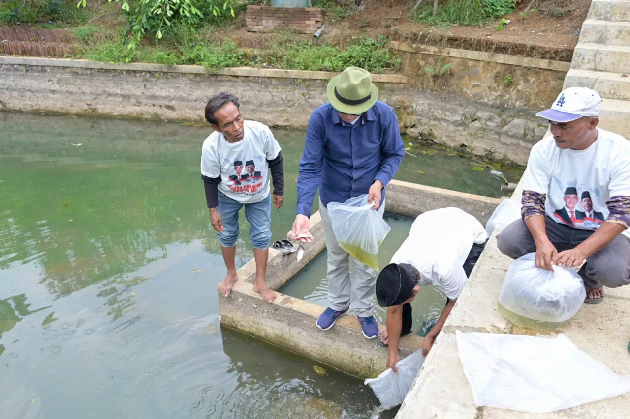 Sahabat Sandiaga Dulur Galuh Babarengan Ganjar Gelar Pelatihan Budi Daya Ikan Air Tawar