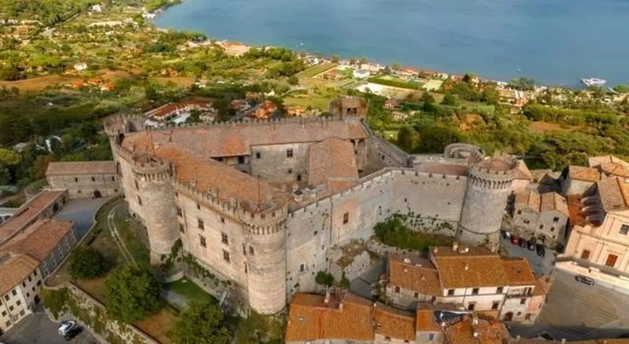 A soli 40 chilometri da Roma puoi dormire in un castello fiabesco, con torri, mura di pietra e sala