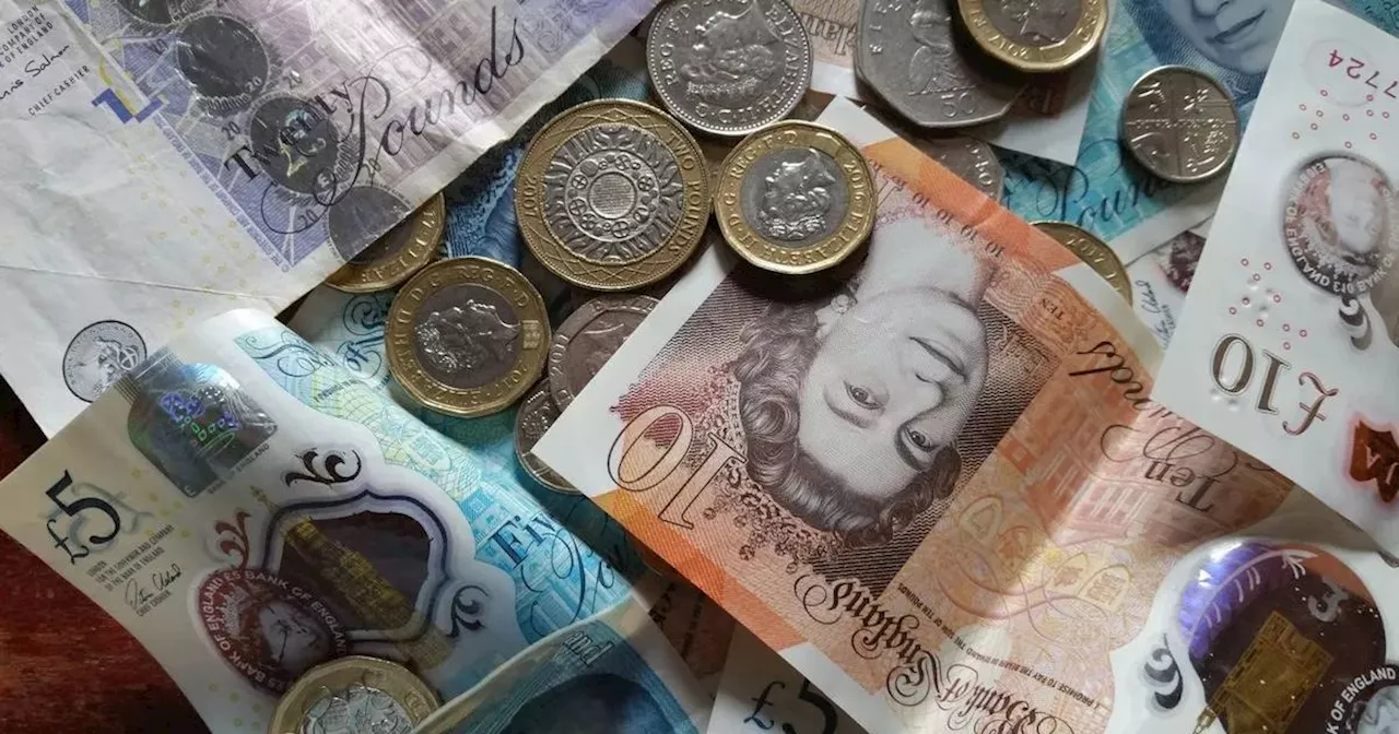 840,000 households to get £300 cost of living payment from today