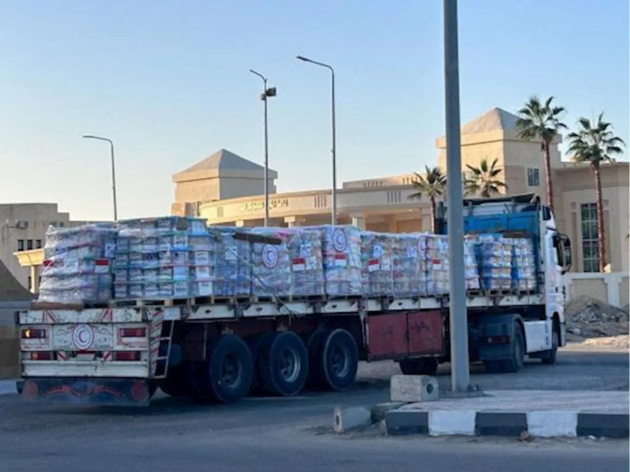 Baznas and LAZ Humanitarian Aid Enters Gaza