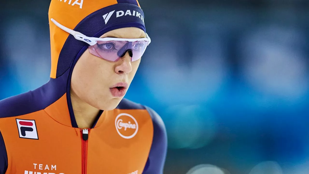 Leerdam wint wereldbekergoud na moeizame start, ook medaille voor Kok