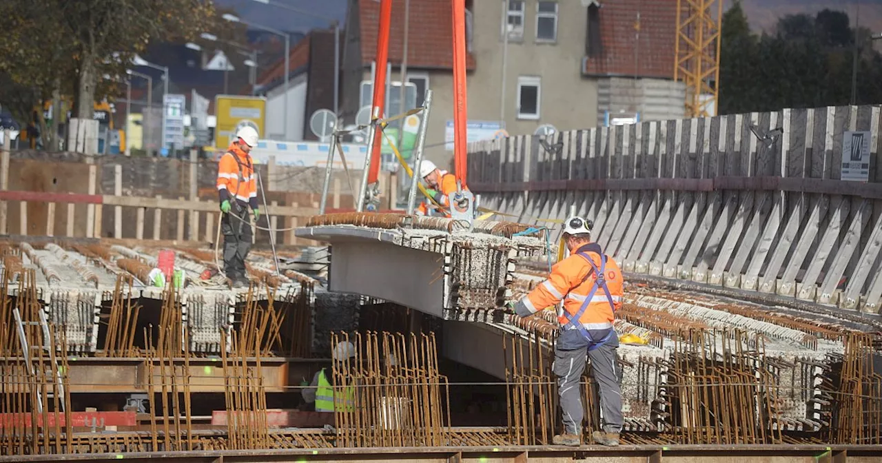 Neue Flutmuldenbrücke in Bad Oeynhausen wird voraussichtlich bis Sommer 2024 fertiggestellt