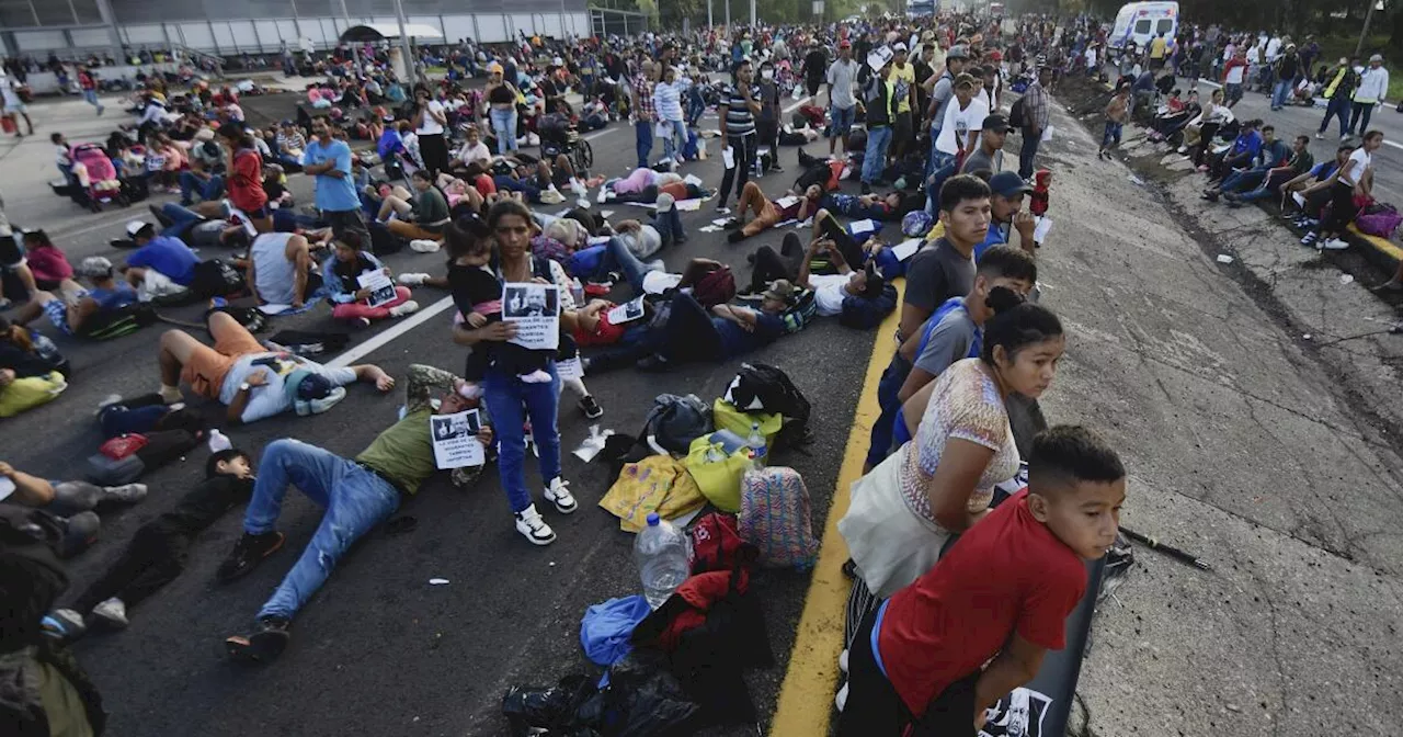 Migrants Lift Blockade at Southern Mexican Border