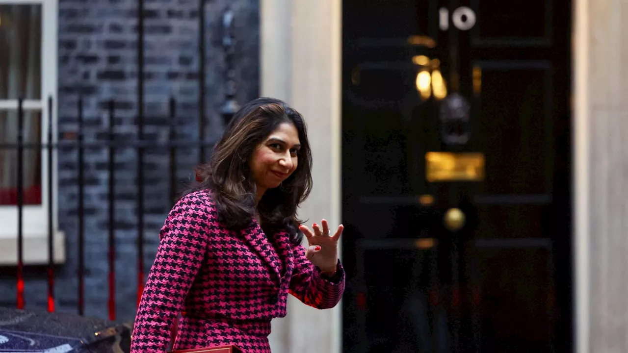 Suella Braverman: Robert Halfon repeatedly refuses to say if Rishi Sunak still backs home secretary