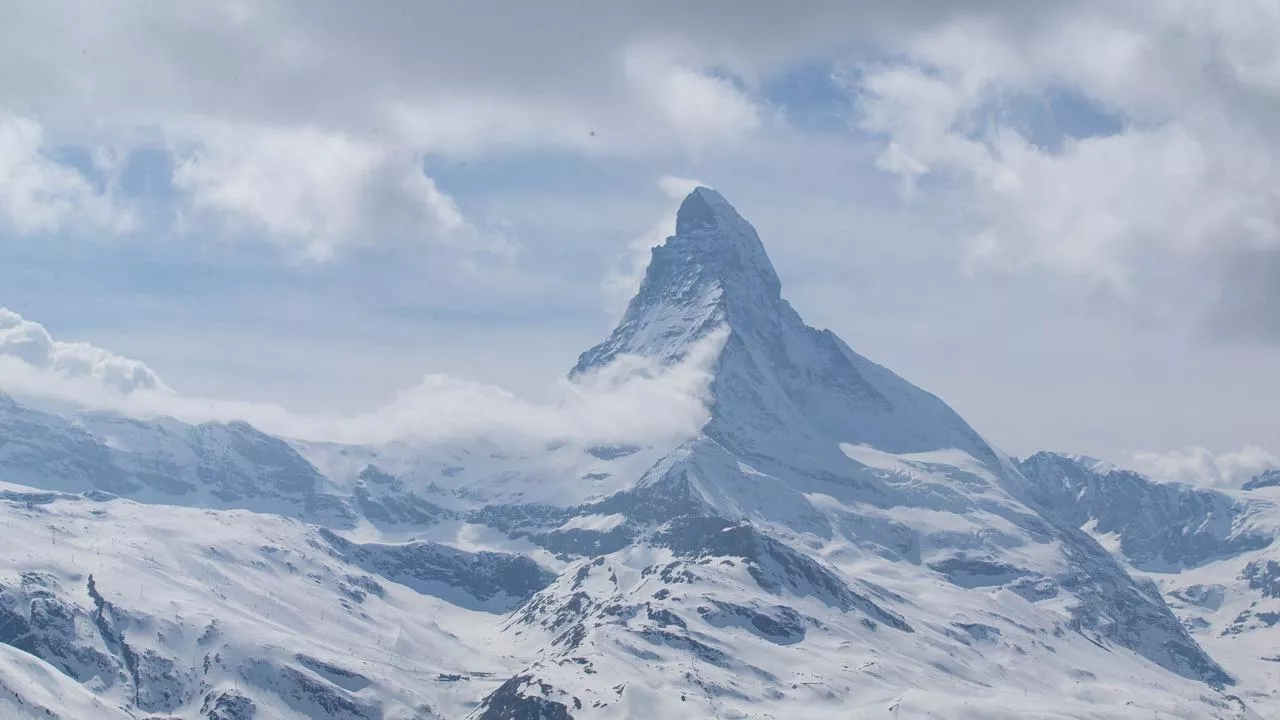 Alpine Männer bangen um Abfahrt am Matterhorn