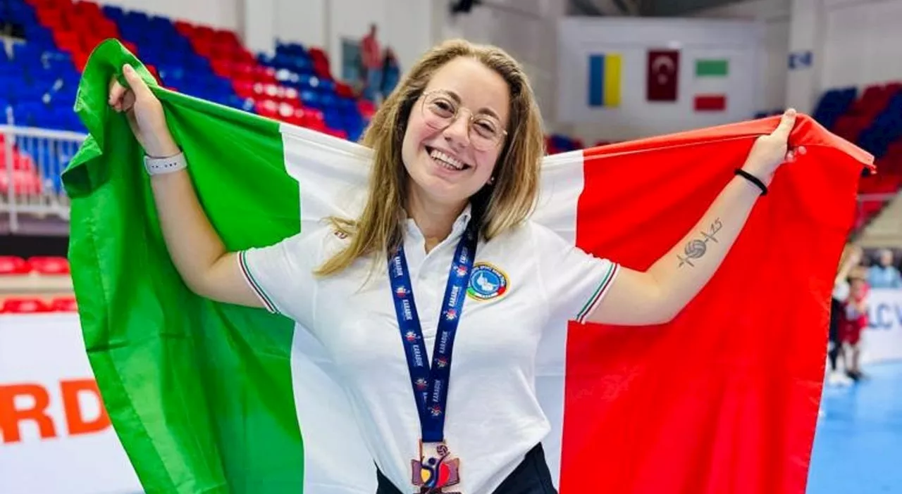 Nazionale sorde e l'inno nella lingua dei segni, Federica Bruni: «Anche così si abbattono le barriere»