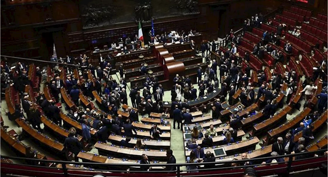 Non solo manovra: dal decreto bollette a quello fiscale, Camere a rischio imbuto