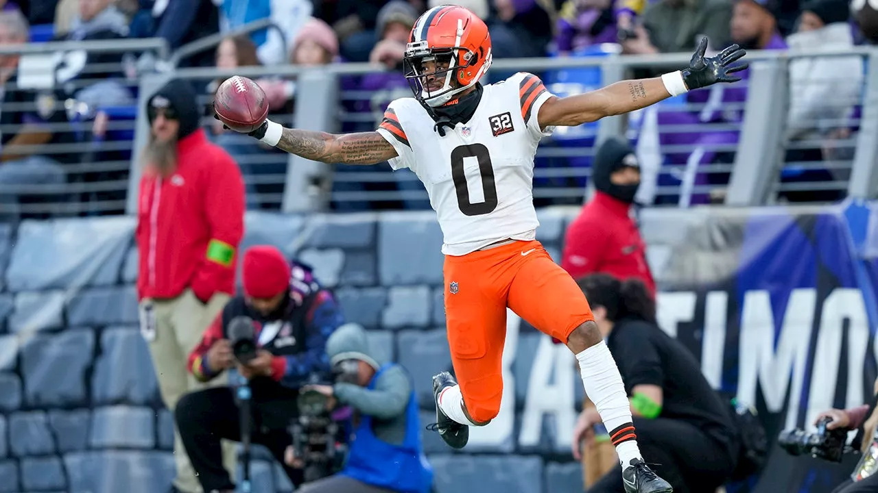 Browns pull off dramatic comeback victory over Ravens